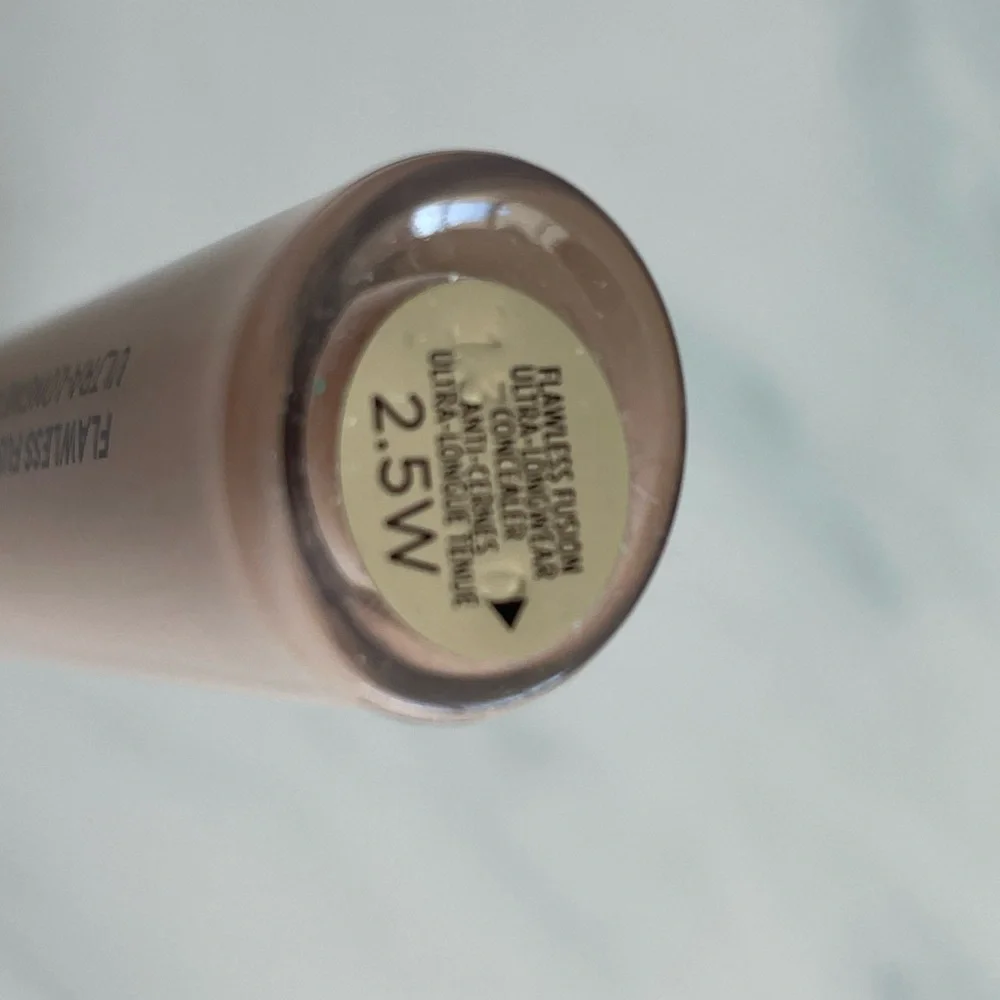 Laura Mercier Cream Concealer